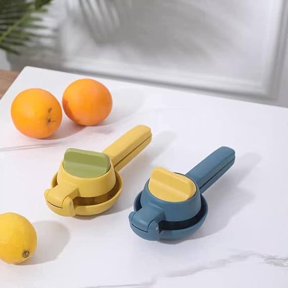 Manual juicer