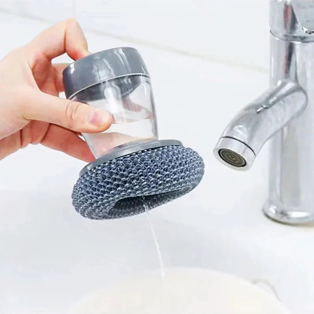 Soap dispensing brush - Otloubnow
