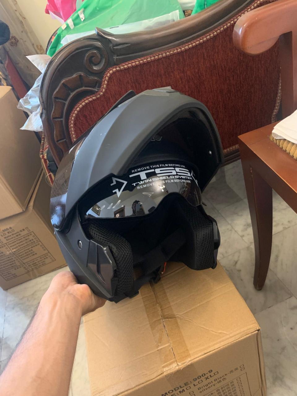 BK Full face motorcycle helmet - Otloubnow