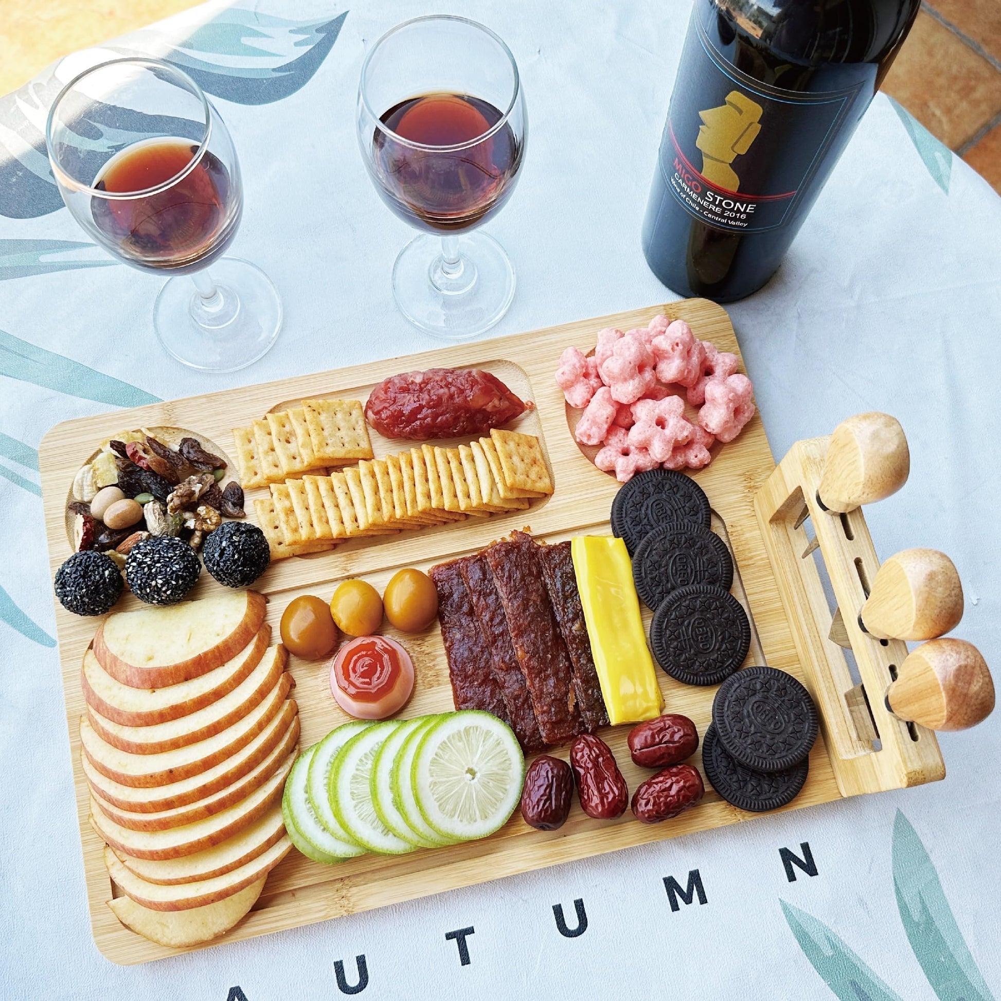 Cheese board set - Otloubnow