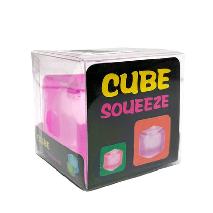 Cube squeeze - Otloubnow