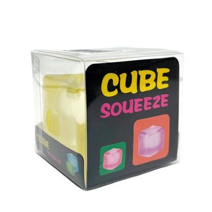 Cube squeeze - Otloubnow
