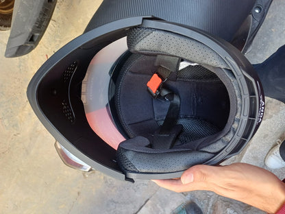 Full - face motorcycle helmet - Otloubnow