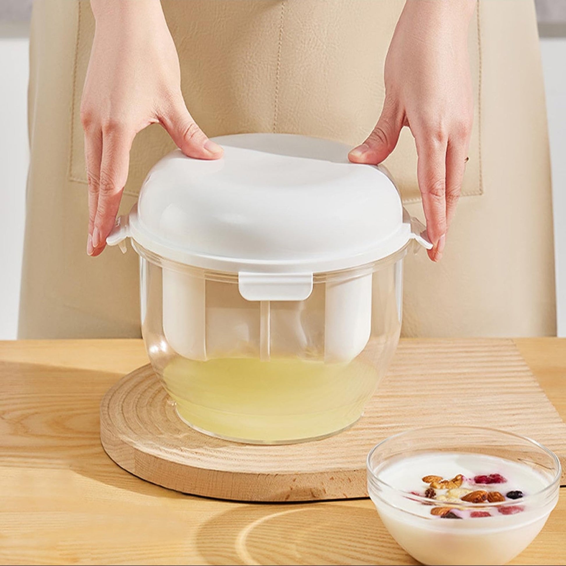 Large yogurt and labne strainer - Otloubnow