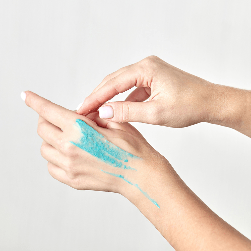 Revitalizing Body Scrub with Dead Sea Crystals – Jar 250ml - Otloubnow