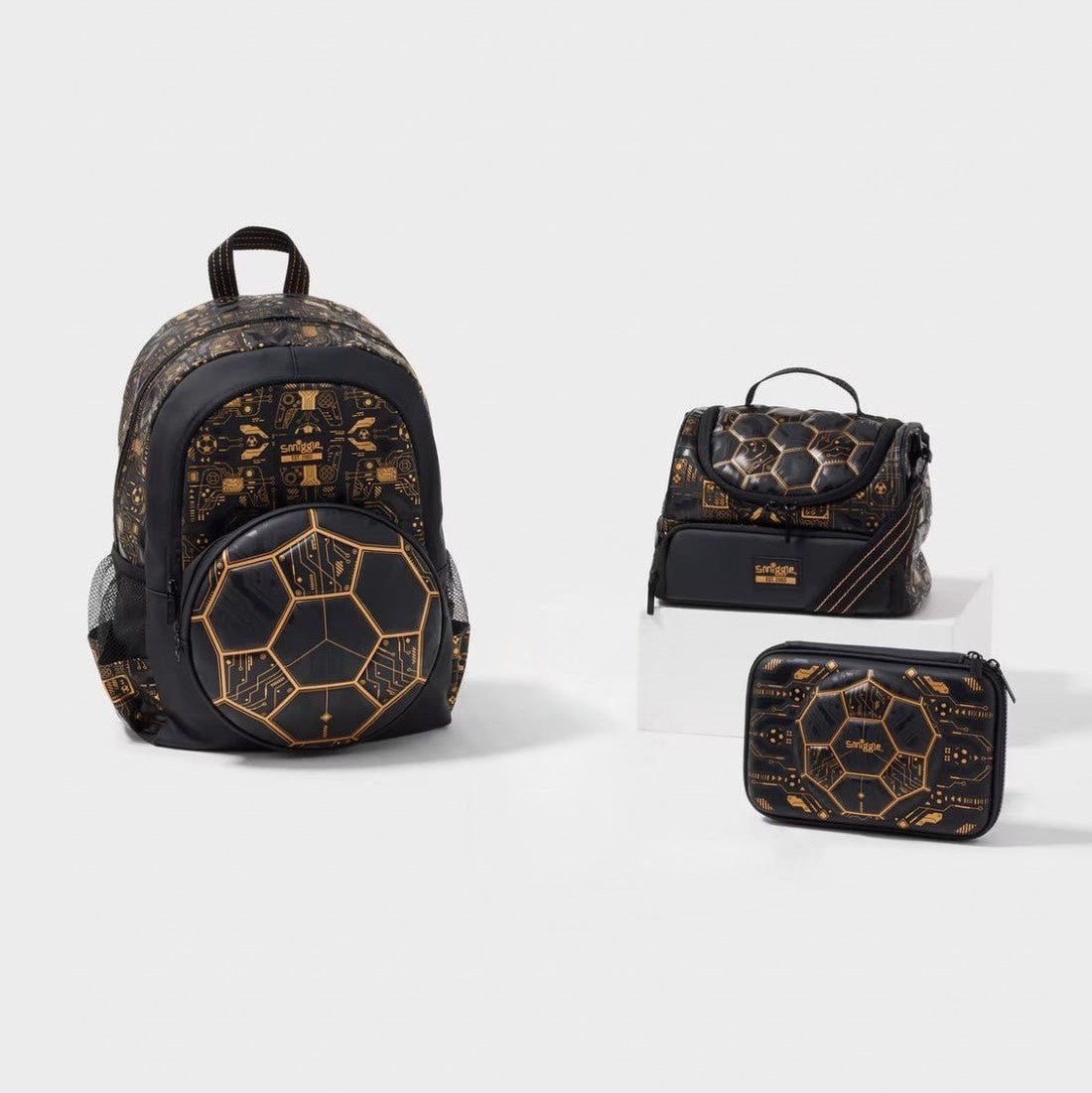 Smiggle football collection - Otloubnow