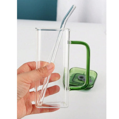Square glass cup with straw - Otloubnow