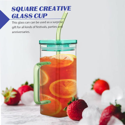 Square glass cup with straw - Otloubnow