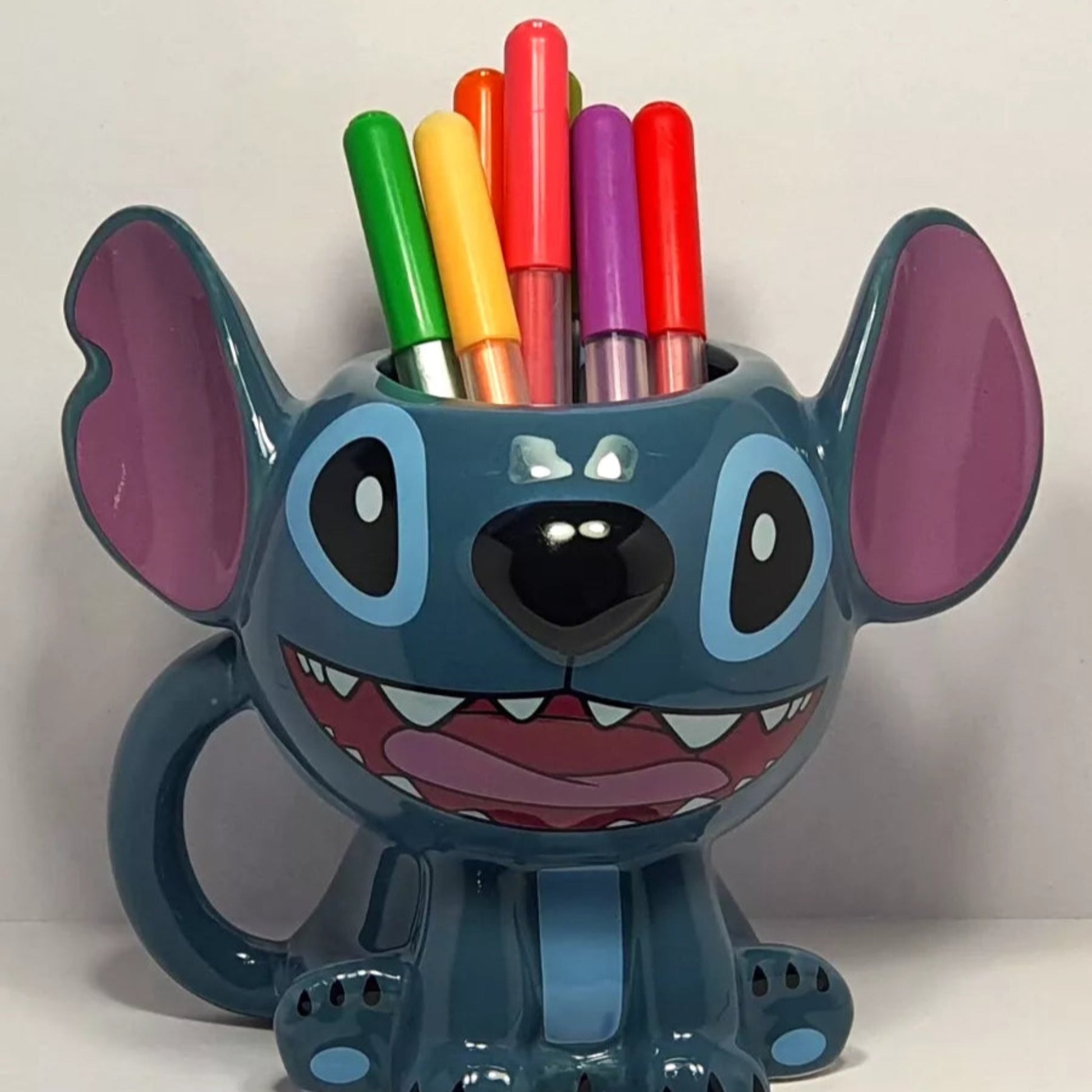 Stitch giant 3D mug pen holder. - Otloubnow