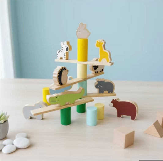 Wood animal balance - Otloubnow