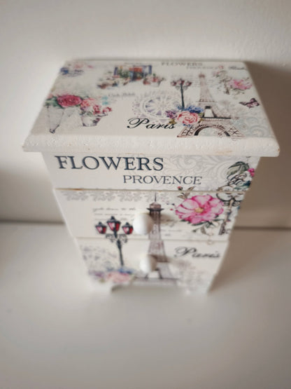 Wooden organizer - Otloubnow