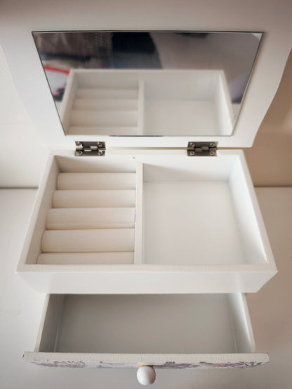Wooden organizer - Otloubnow